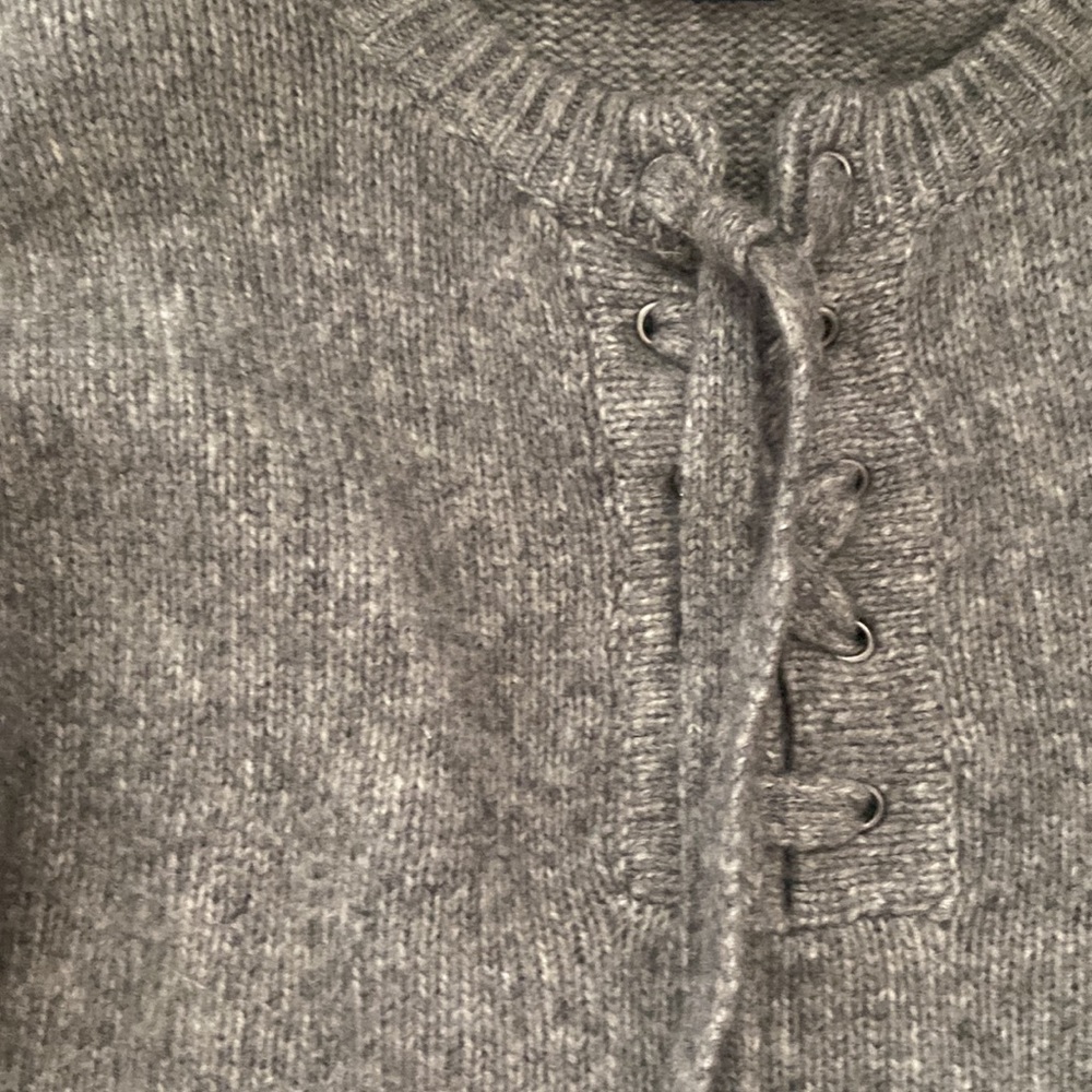 Zara Sweater - Picture 3 of 3